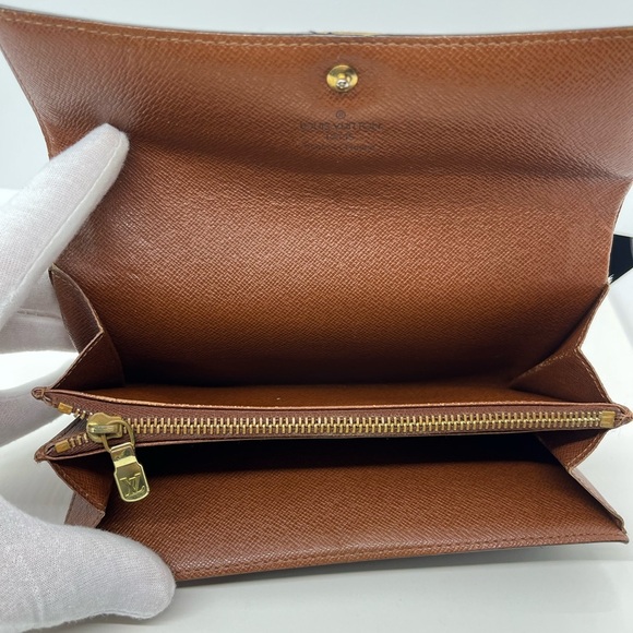 Pre owned Louis Vuitton Monogram Wallet - Picture 5 of 5